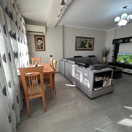 Art_apartment טיראנה
